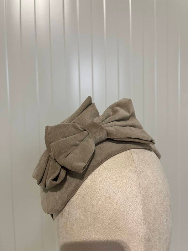 Kids bandeau hoedje grijsbeige