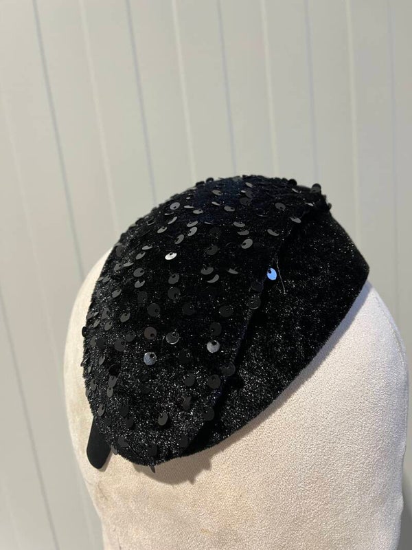 Tiener dames bandeau hoedje zwart fluweel
