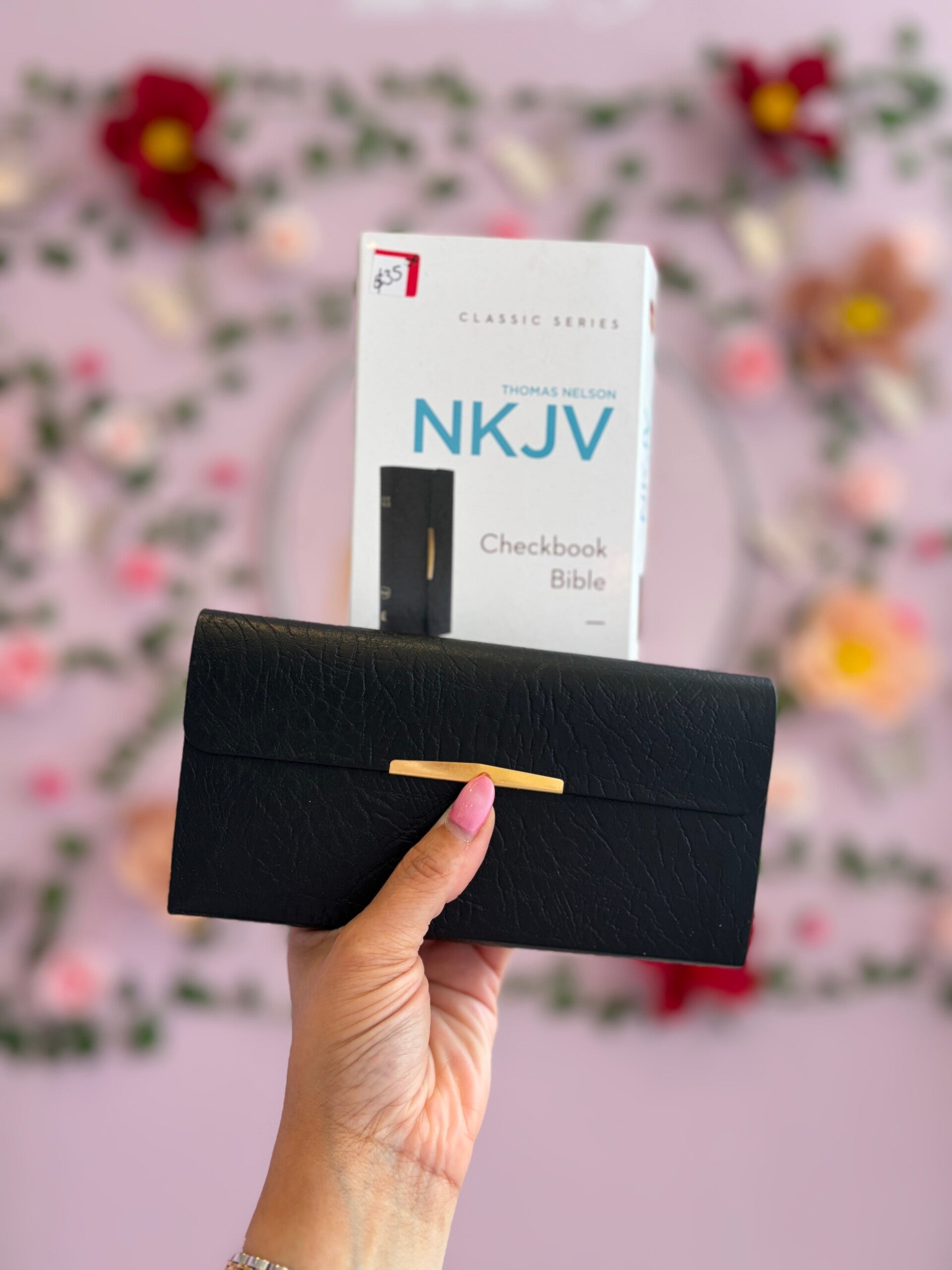 NKJV Checkbook Bible
