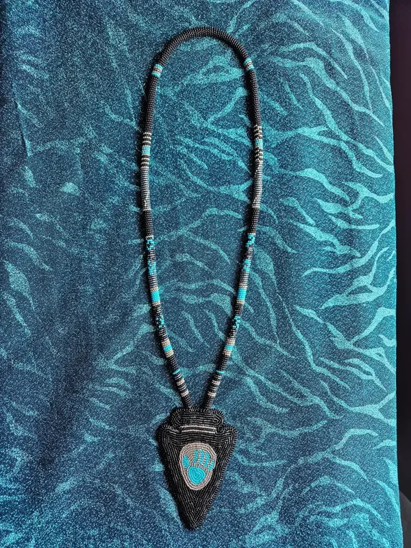 Arrowhead beaded bear Claw Medallion