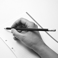 Schrijvend hand in beeld - dysorthografie bij kinderen uitgelegd