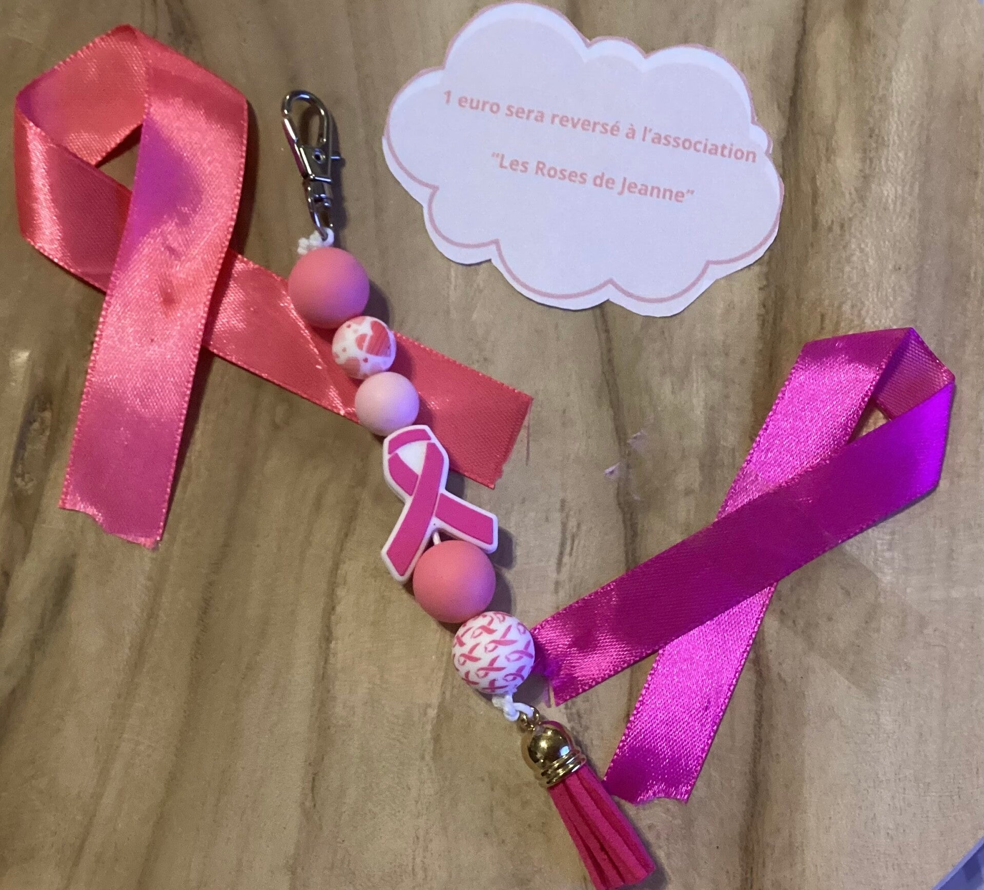 Porte clé pour octobre rose