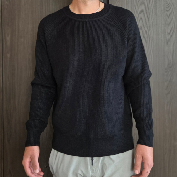 Knitted sweater black