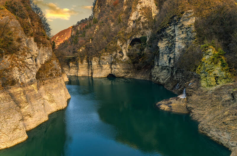 2025-11-12 fiordi sul Lago del Corlo