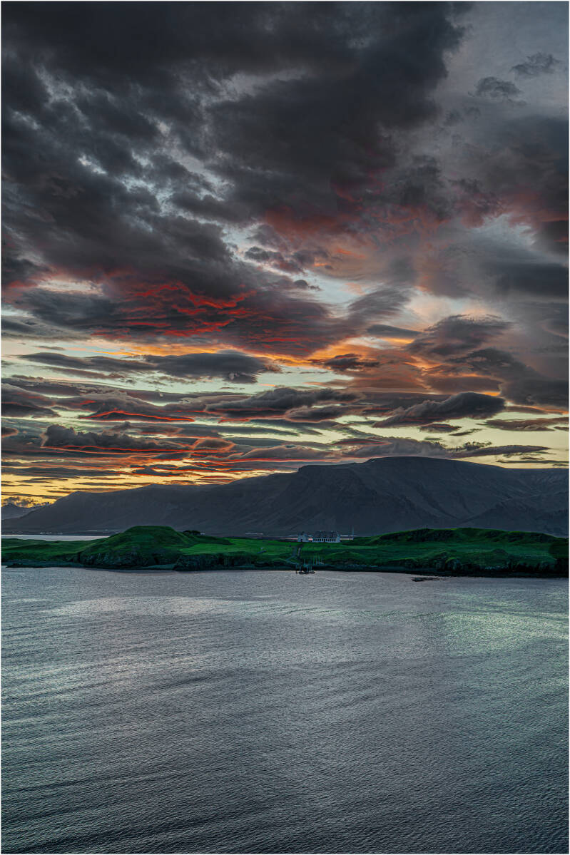 2024-07-06 Alba o tramonto? In Islanda a luglio difficile capire, se non hai l'orologio sottomano