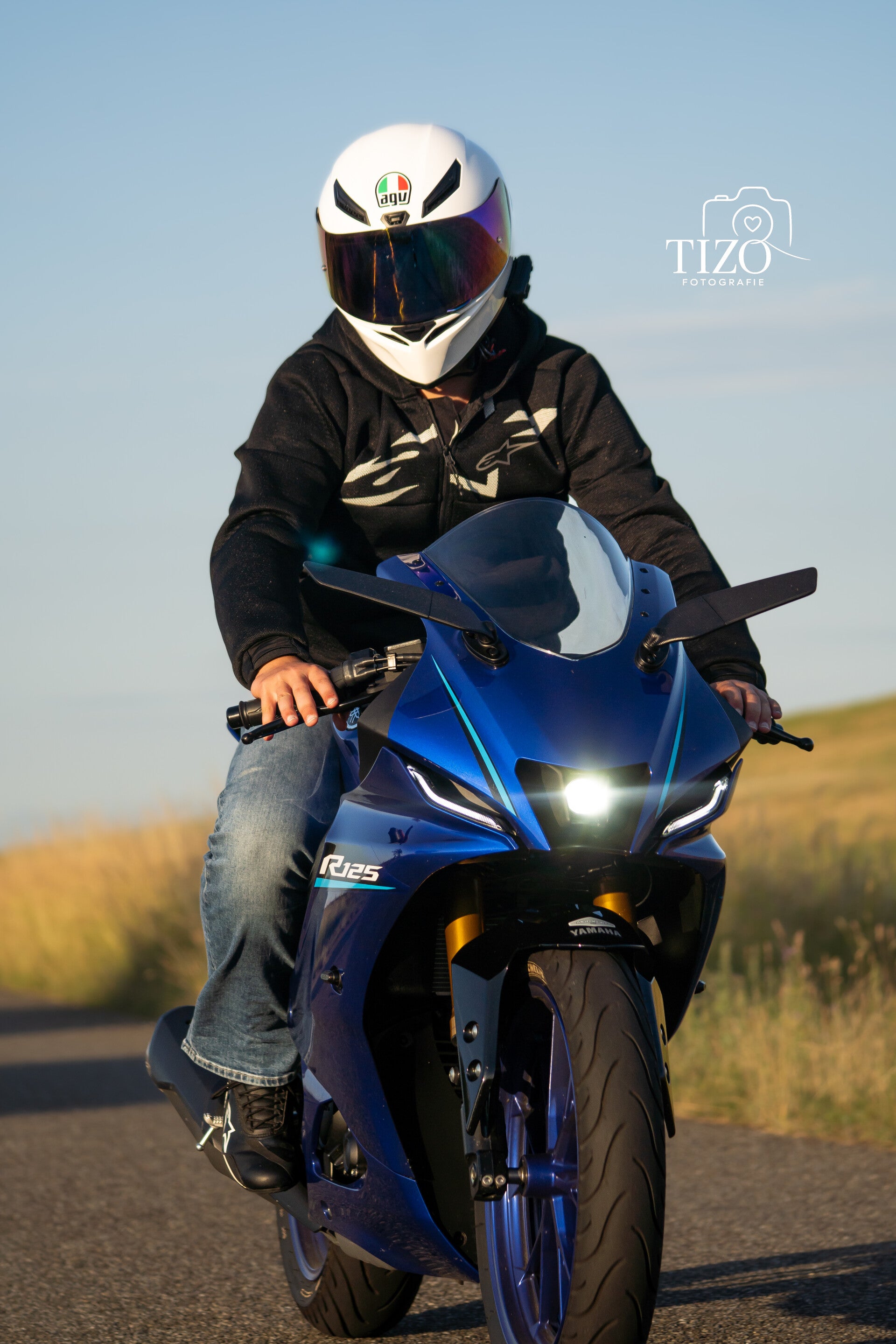 _dsc1290-standard-xpwyr8.jpg