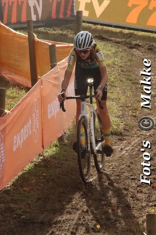 img_0005-bordermaker-standard-04wrxf.jpg