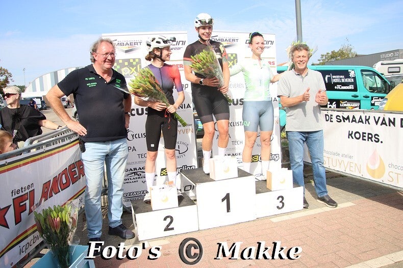 img_0009-bordermaker-standard-emkmag.jpg