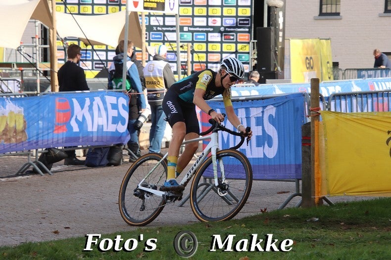 img_0031-bordermaker-standard-7uzjb1.jpg