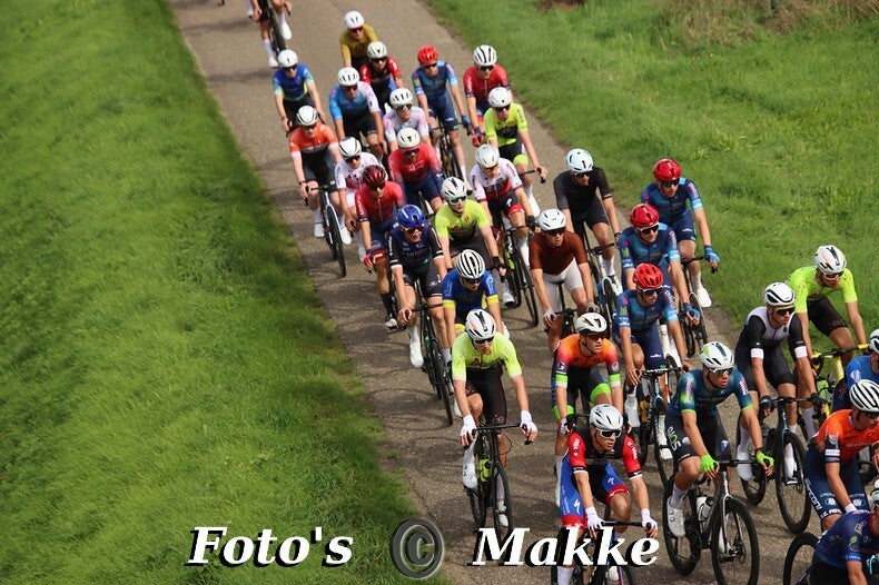 img_0042-bordermaker-standard-ivdf9b.jpg