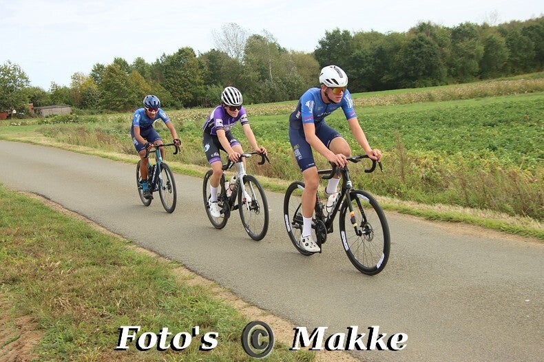 img_0052-bordermaker-standard-jh1za3.jpg
