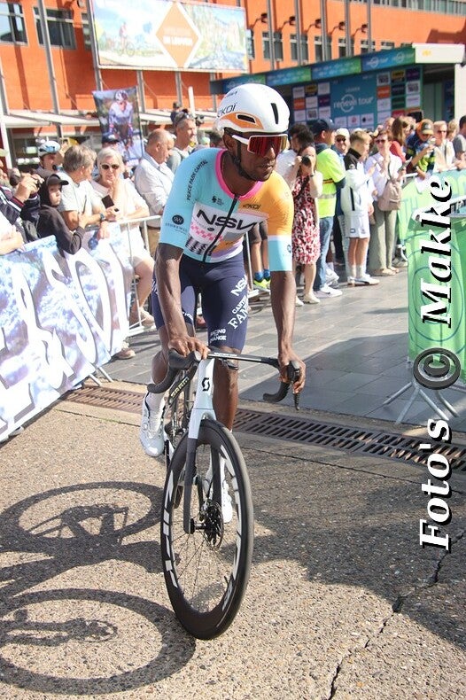 img_0072-bordermaker-standard-ayamnu.jpg