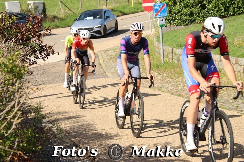 img_0102-bordermaker-standard-swn9o3.jpg