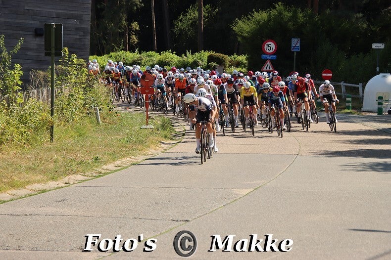 img_0124-bordermaker-standard-z2ujem.jpg