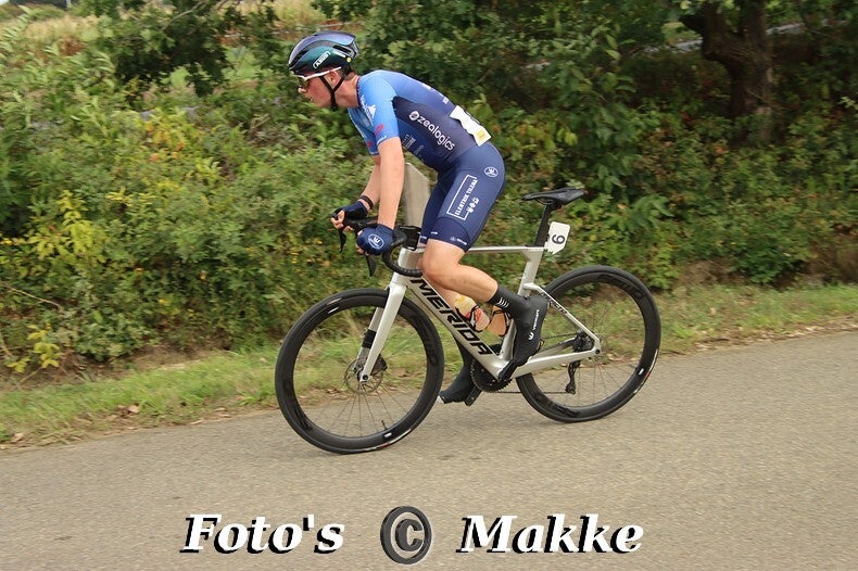 img_0153-bordermaker-standard-few056.jpg