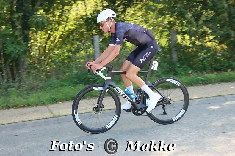 img_0157-bordermaker-standard-uhznny.jpg