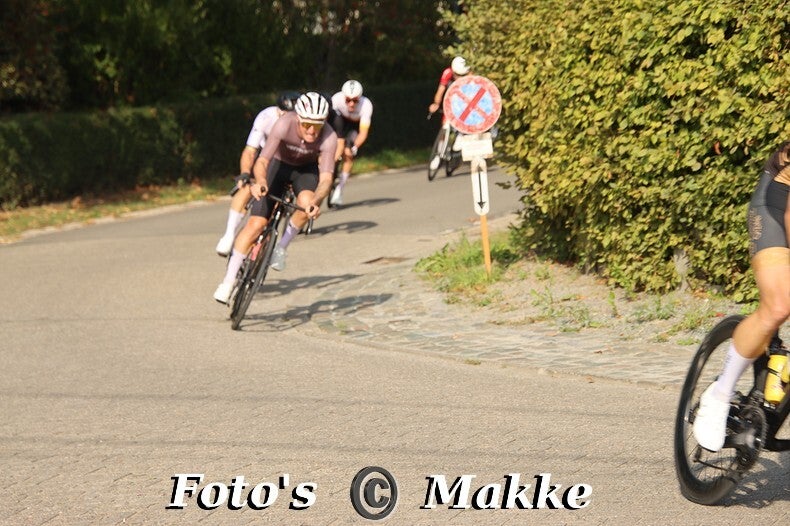 img_0158-bordermaker-standard-72r2va.jpg