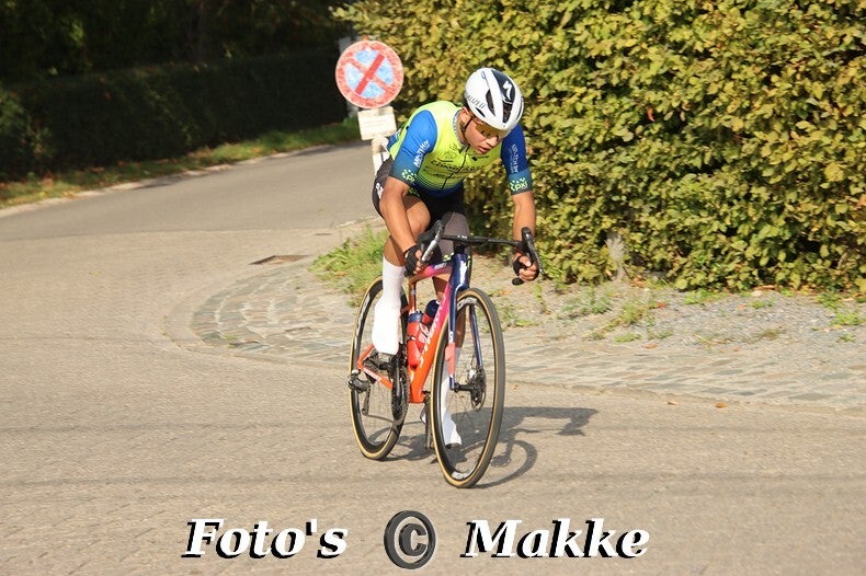img_0172-bordermaker-standard-kzm0tn.jpg