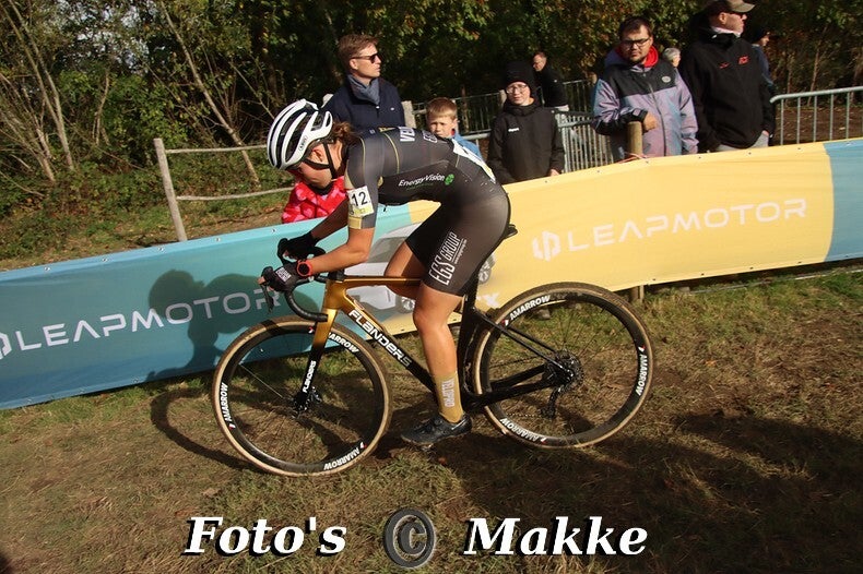 img_0198-bordermaker-standard-u9wg38.jpg