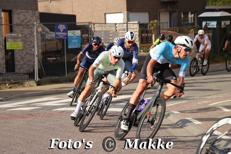 img_0202-bordermaker-standard-hzcxl7.jpg