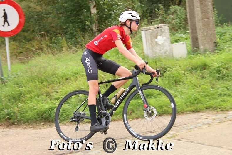 img_0210-bordermaker-standard-e21t8r.jpg