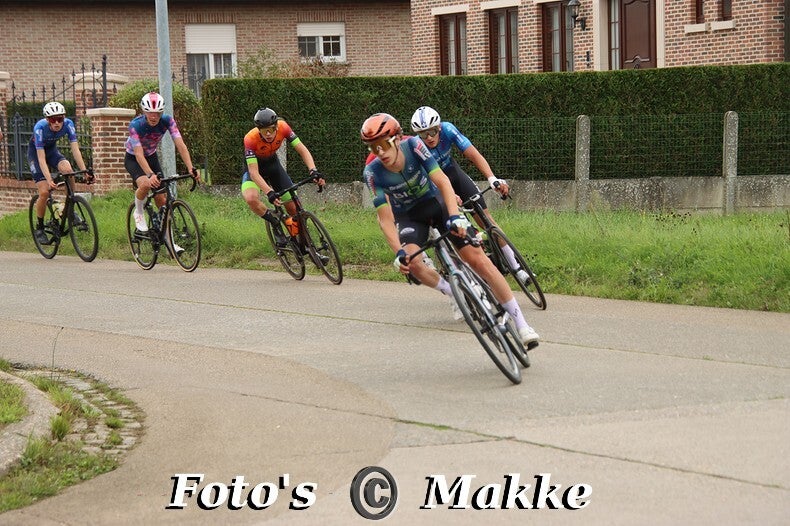 img_0222-bordermaker-standard-w6jw4i.jpg