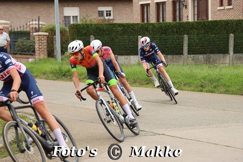 img_0230-bordermaker-standard-7edyzb.jpg