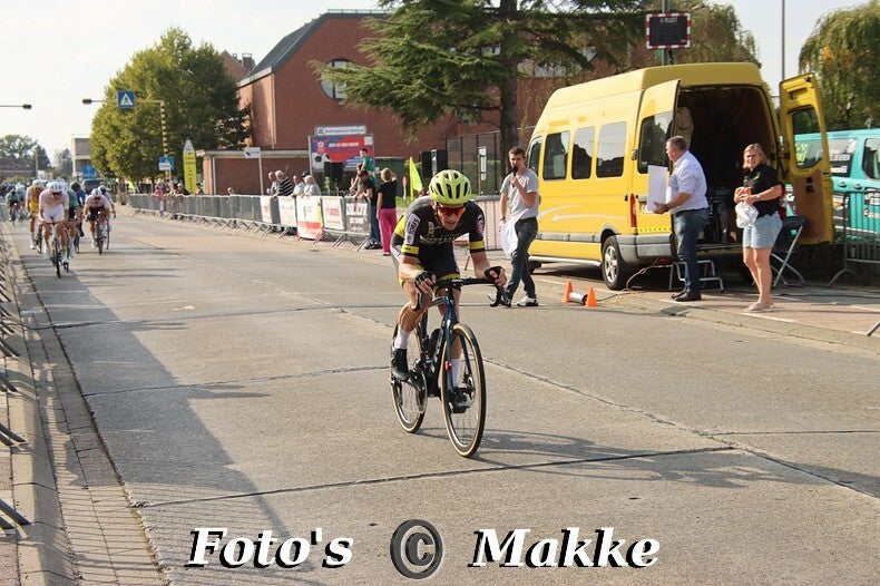 img_0242-bordermaker-standard-c7hhfe.jpg