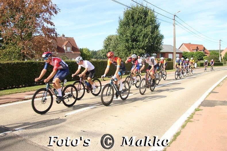 img_0249-bordermaker-standard-d1pp8h.jpg