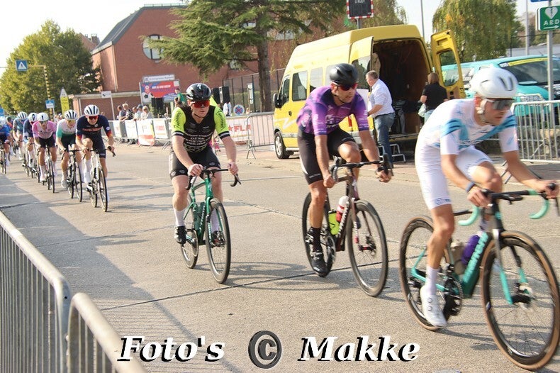 img_0257-bordermaker-standard-ugt060.jpg