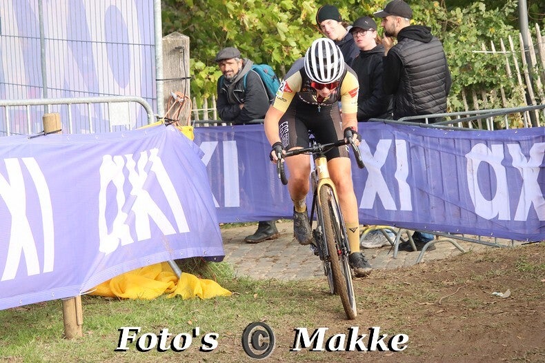 img_0267-bordermaker-standard-iwfeo2.jpg