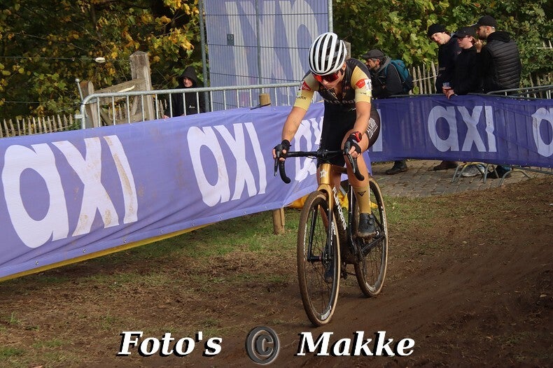 img_0268-bordermaker-standard-cqkf9b.jpg