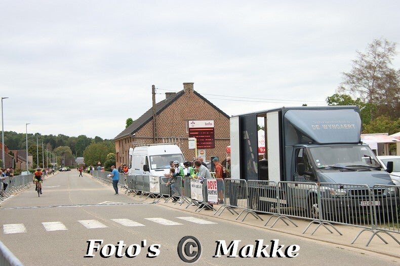 img_0305-bordermaker-standard-4os2ew.jpg