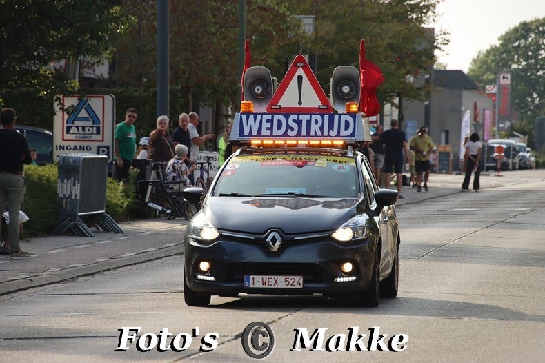 img_0318-bordermaker-standard-7mq6xg.jpg
