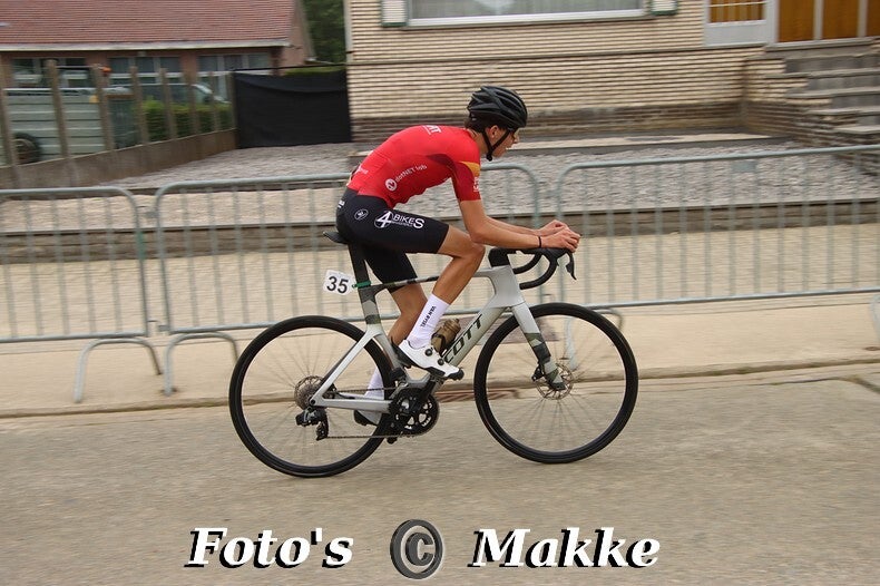img_0323-bordermaker-standard-04jcgy.jpg