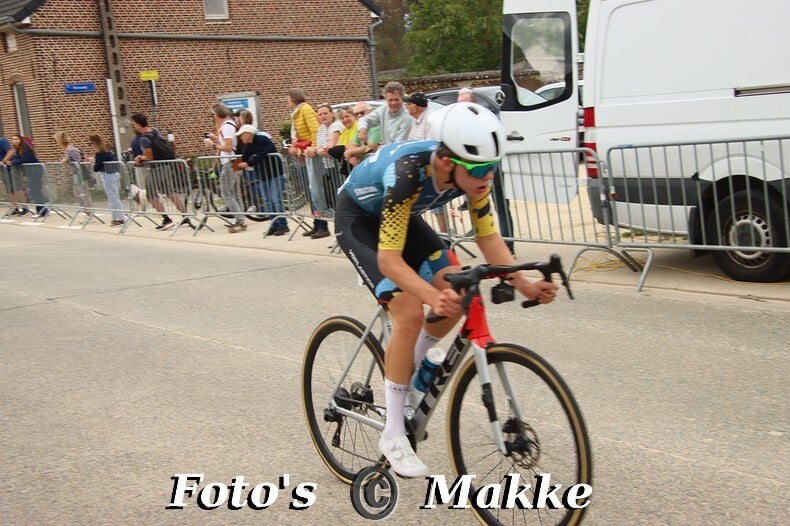img_0332-bordermaker-standard-64pmes.jpg