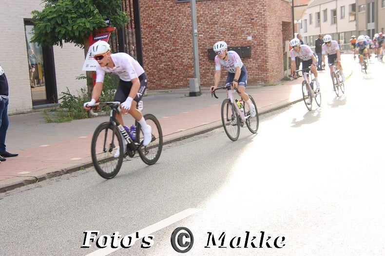 img_0369-bordermaker-standard-f34y00.jpg