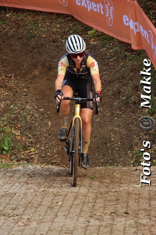 img_0380-bordermaker-standard-mo335t.jpg