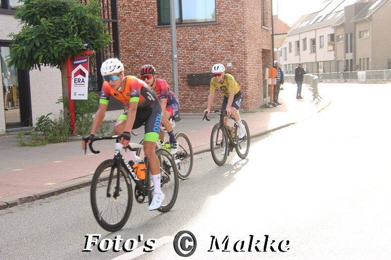 img_0383-bordermaker-standard-j9pw0l.jpg