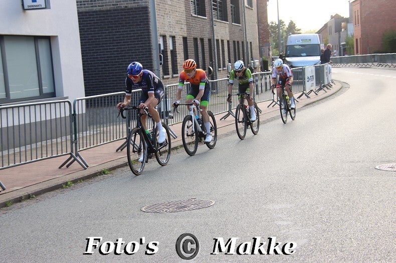 img_0408-bordermaker-standard-v4tvxp.jpg