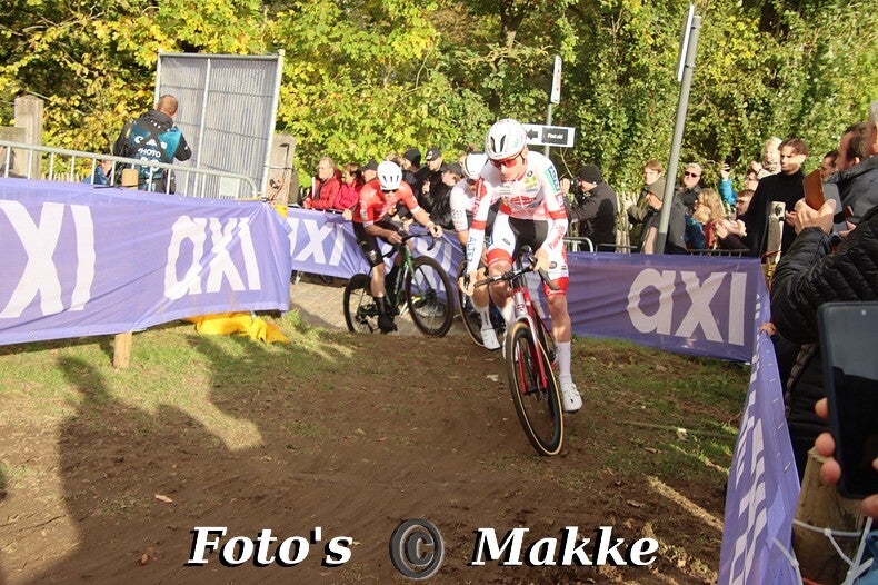 img_0440-bordermaker-standard-pp9zwt.jpg