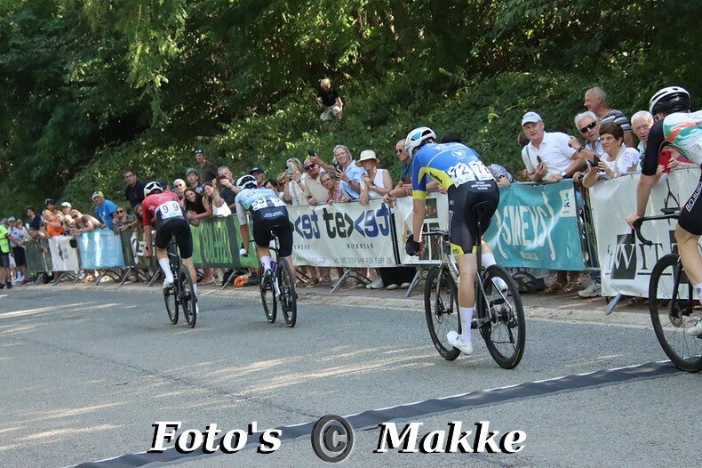 img_0454-bordermaker-standard-v700qm.jpg