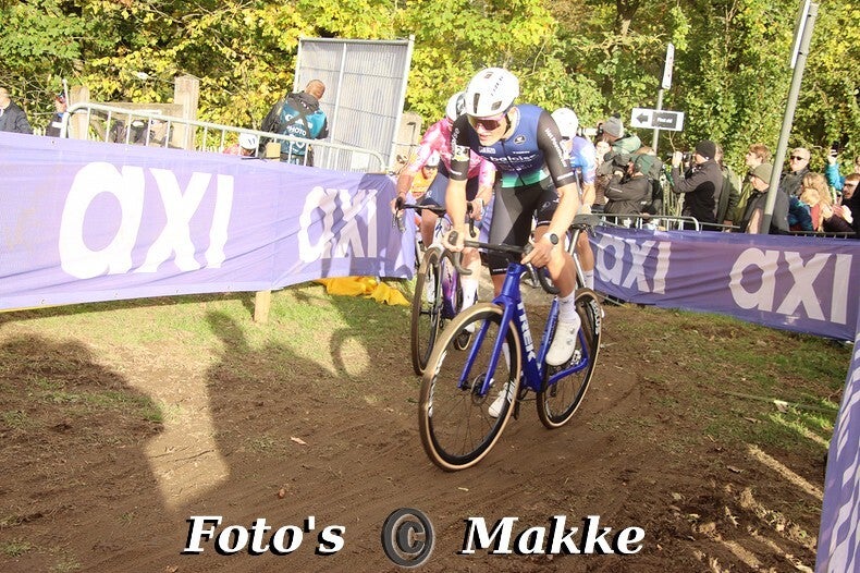 img_0454-bordermaker-standard-ryzw4j.jpg
