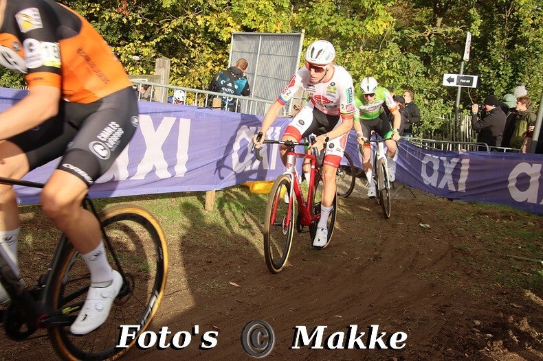img_0467-bordermaker-standard-cr9a7u.jpg