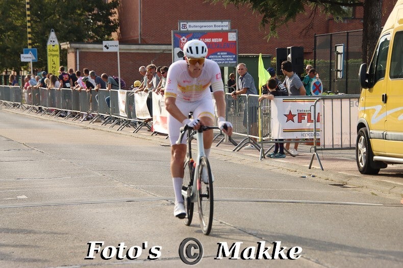 img_0474-bordermaker-standard-adl2e7.jpg