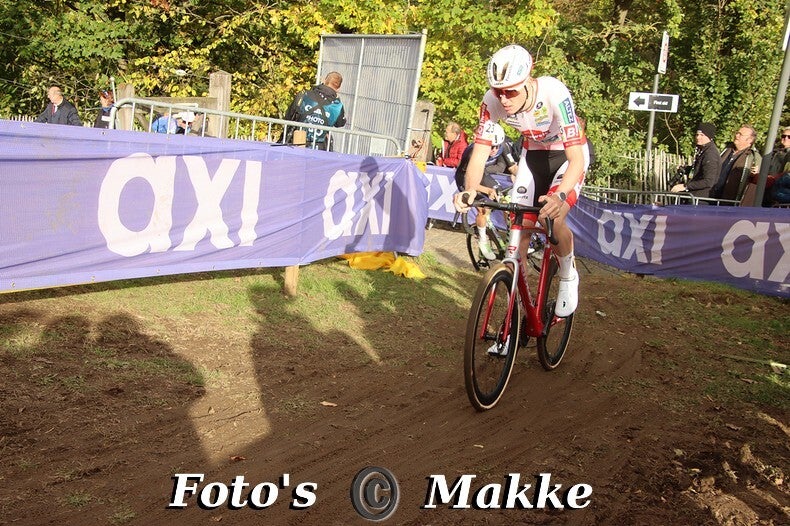 img_0479-bordermaker-standard-jmfw4p.jpg