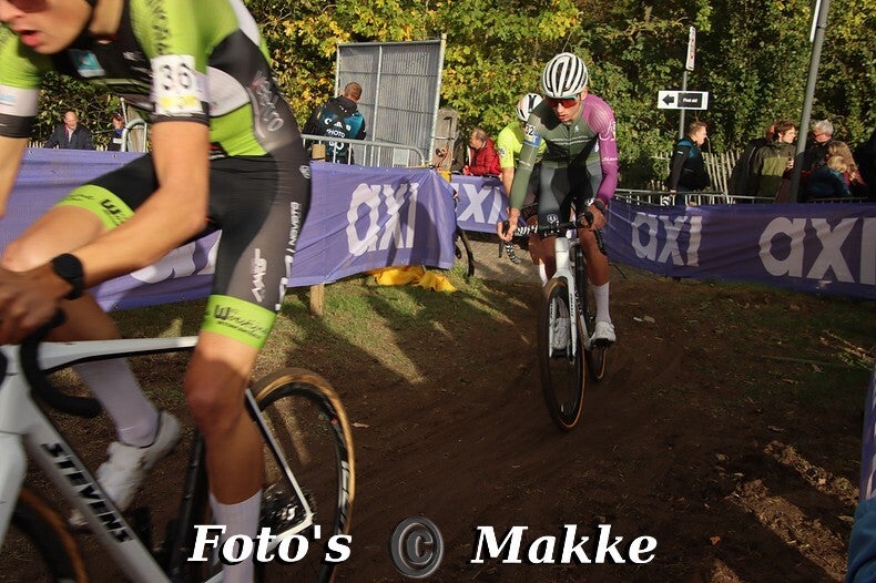 img_0490-bordermaker-standard-eif01p.jpg