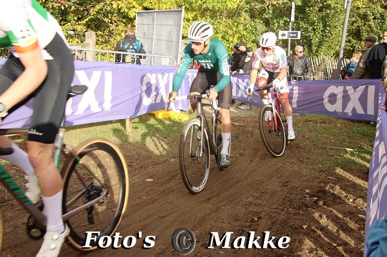 img_0497-bordermaker-standard-8apny3.jpg