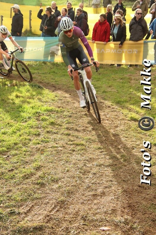 img_0536-bordermaker-standard-p94zux.jpg