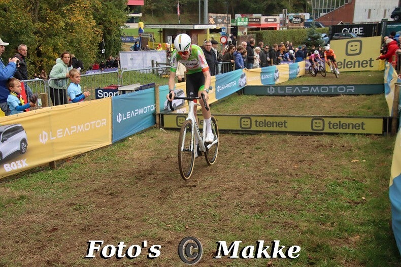 img_0556-bordermaker-standard-vx4zzk.jpg
